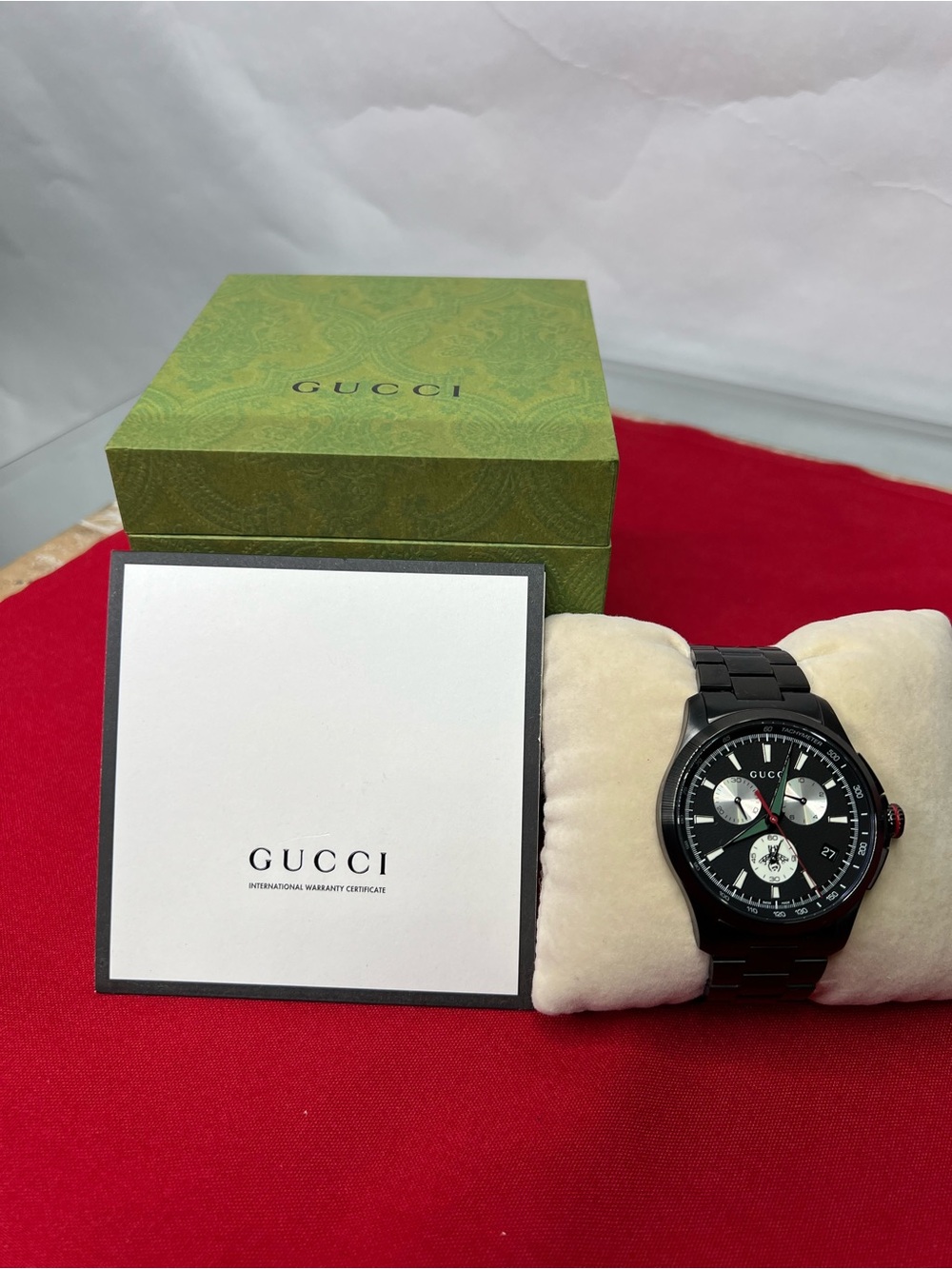 Gucci Watch Men's G Timeless watch YA126268 Black